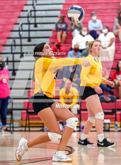 Thumbnail 3 in Bells @ Pottsboro photogallery.