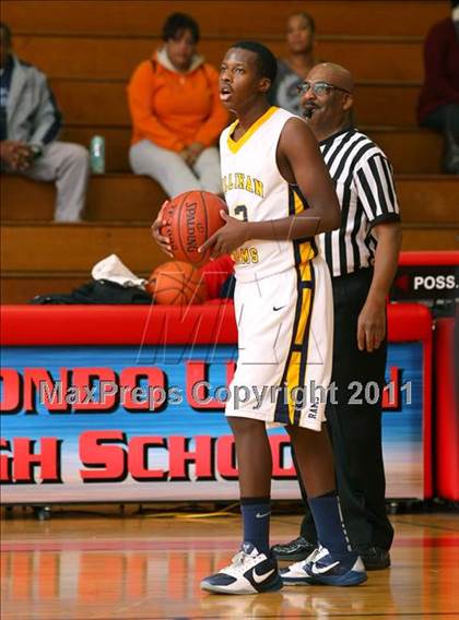 Thumbnail 2 in Servite vs. Millikan (Sea Hawk Classic) photogallery.