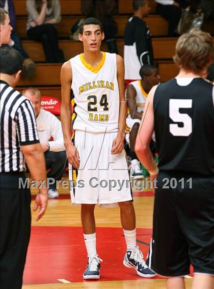 Thumbnail 3 in Servite vs. Millikan (Sea Hawk Classic) photogallery.