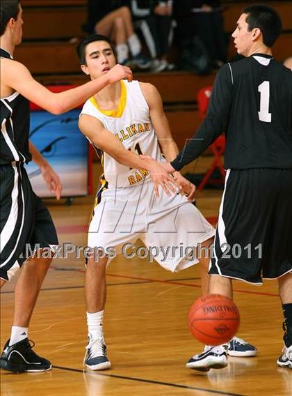 Thumbnail 2 in Servite vs. Millikan (Sea Hawk Classic) photogallery.