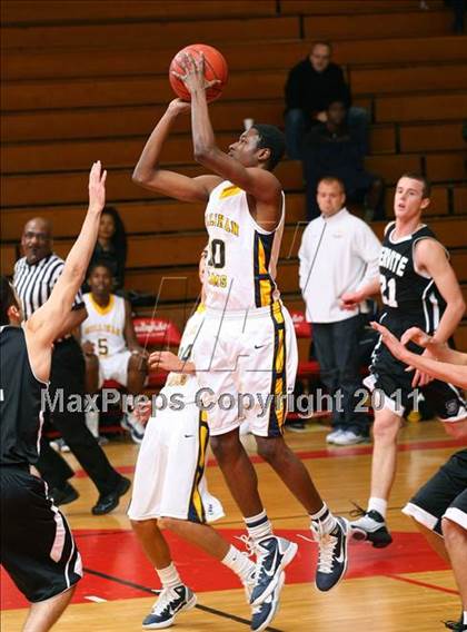 Thumbnail 1 in Servite vs. Millikan (Sea Hawk Classic) photogallery.