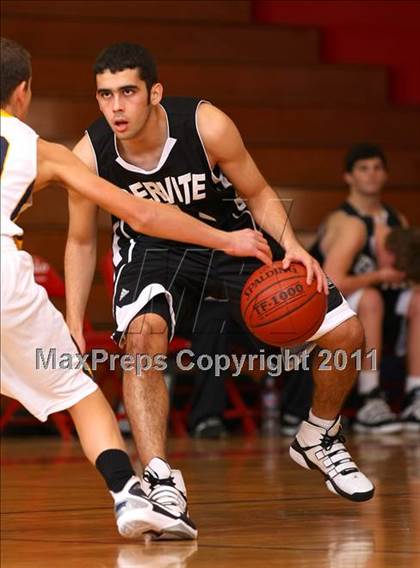 Thumbnail 1 in Servite vs. Millikan (Sea Hawk Classic) photogallery.