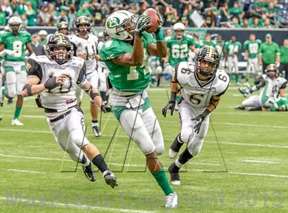 Thumbnail 3 in Brenham vs. Calhoun (UIL 4A D2 Semifinal) photogallery.