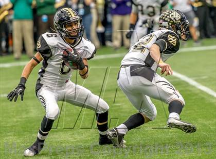 Thumbnail 2 in Brenham vs. Calhoun (UIL 4A D2 Semifinal) photogallery.