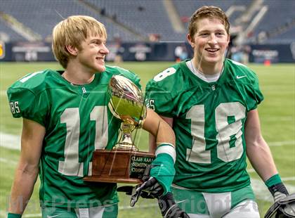 Thumbnail 3 in Brenham vs. Calhoun (UIL 4A D2 Semifinal) photogallery.