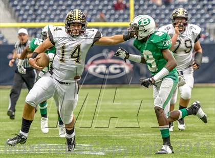 Thumbnail 1 in Brenham vs. Calhoun (UIL 4A D2 Semifinal) photogallery.
