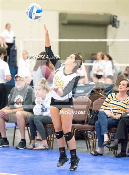 Thumbnail 3 in Hixson vs Jackson County photogallery.