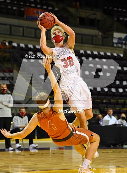 Thumbnail 3 in Montrose vs. Mead (CHSAA 4A State Final) photogallery.