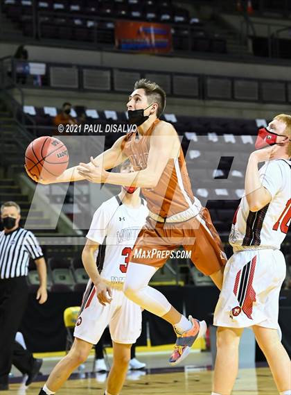 Thumbnail 2 in Montrose vs. Mead (CHSAA 4A State Final) photogallery.