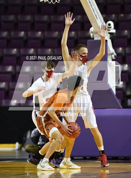 Thumbnail 2 in Montrose vs. Mead (CHSAA 4A State Final) photogallery.
