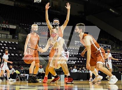 Thumbnail 2 in Montrose vs. Mead (CHSAA 4A State Final) photogallery.