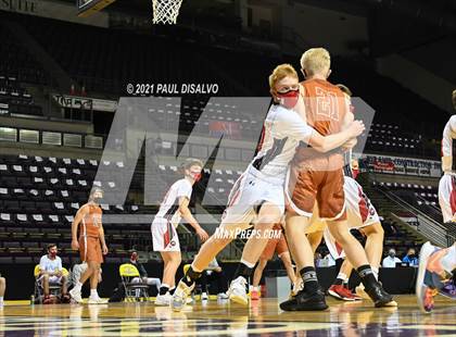 Thumbnail 2 in Montrose vs. Mead (CHSAA 4A State Final) photogallery.