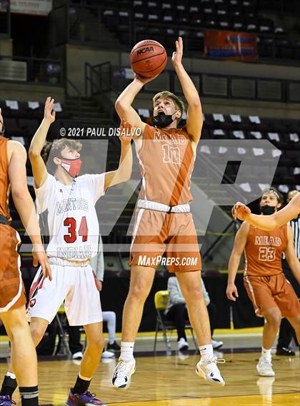 Thumbnail 2 in Montrose vs. Mead (CHSAA 4A State Final) photogallery.