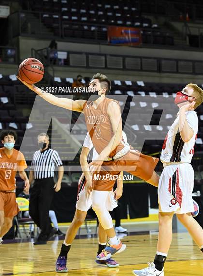 Thumbnail 3 in Montrose vs. Mead (CHSAA 4A State Final) photogallery.