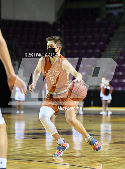 Thumbnail 3 in Montrose vs. Mead (CHSAA 4A State Final) photogallery.