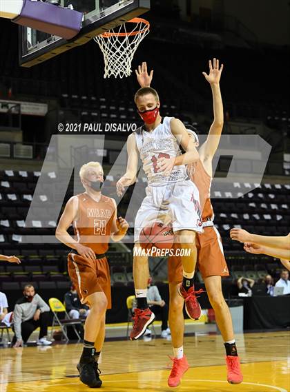 Thumbnail 1 in Montrose vs. Mead (CHSAA 4A State Final) photogallery.