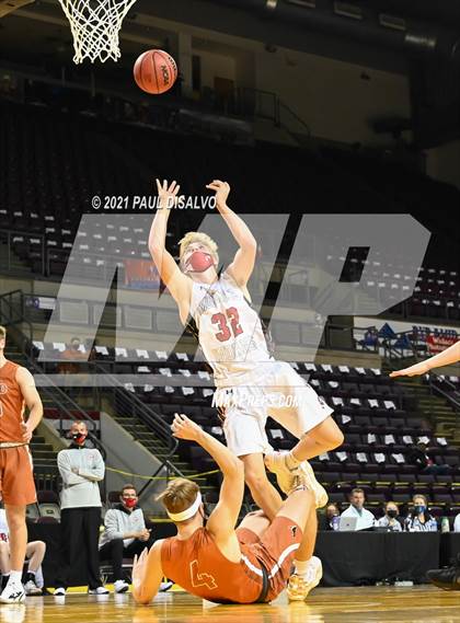 Thumbnail 1 in Montrose vs. Mead (CHSAA 4A State Final) photogallery.