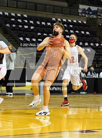 Thumbnail 2 in Montrose vs. Mead (CHSAA 4A State Final) photogallery.