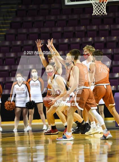 Thumbnail 1 in Montrose vs. Mead (CHSAA 4A State Final) photogallery.