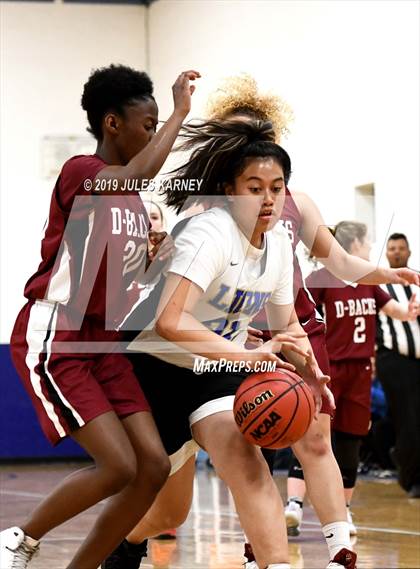 Thumbnail 1 in Desert Oasis vs Sierra Vista photogallery.