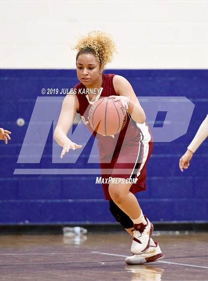 Thumbnail 2 in Desert Oasis vs Sierra Vista photogallery.
