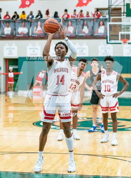 Thumbnail 3 in Hamilton Southeastern @ Lawrence North photogallery.