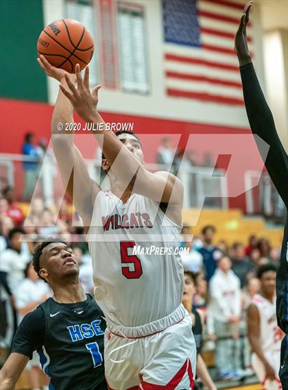 Thumbnail 1 in Hamilton Southeastern @ Lawrence North photogallery.
