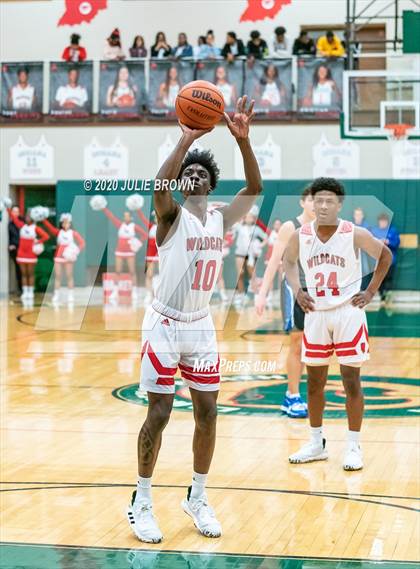 Thumbnail 3 in Hamilton Southeastern @ Lawrence North photogallery.