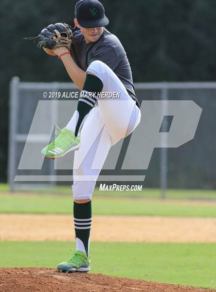 Thumbnail 2 in Weeki Wachee vs Bishop McLaughlin Catholic (Bay Area Baseball Fall Ball Classic) photogallery.