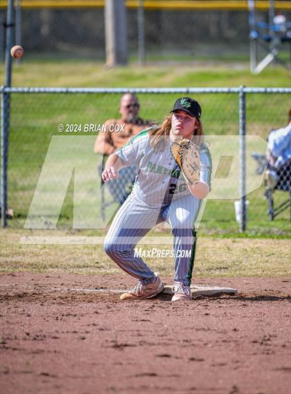 Thumbnail 3 in Marshall vs Yellville-Summit (Big Cat Classic) photogallery.