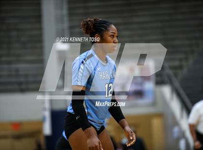 Thumbnail 2 in Harlan vs. Brandeis (UIL Region 4 Semi-Final) photogallery.