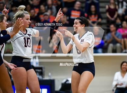 Thumbnail 1 in Harlan vs. Brandeis (UIL Region 4 Semi-Final) photogallery.