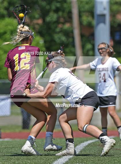 Thumbnail 3 in East Lyme vs. St. Joseph (CIAC Class M Final) photogallery.