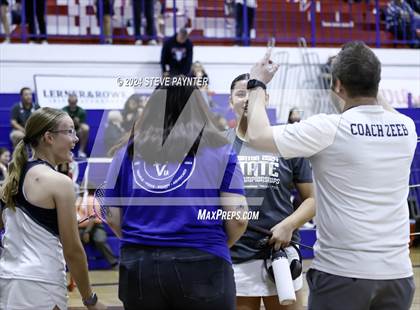 Thumbnail 1 in AIA D1/D2 Badminton Finals (Singles/Doubles) photogallery.