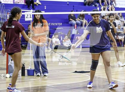Thumbnail 3 in AIA D1/D2 Badminton Finals (Singles/Doubles) photogallery.