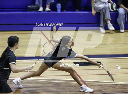 Thumbnail 3 in AIA D1/D2 Badminton Finals (Singles/Doubles) photogallery.