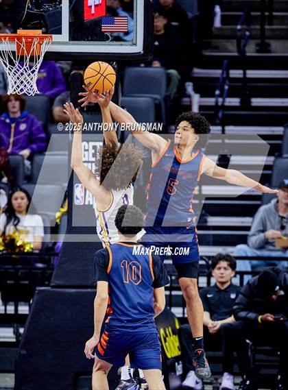 Thumbnail 2 in Roosevelt vs Archbishop Riordan (CIF State Open Div. Final) photogallery.