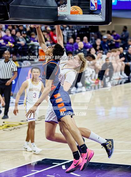 Thumbnail 1 in Roosevelt vs Archbishop Riordan (CIF State Open Div. Final) photogallery.