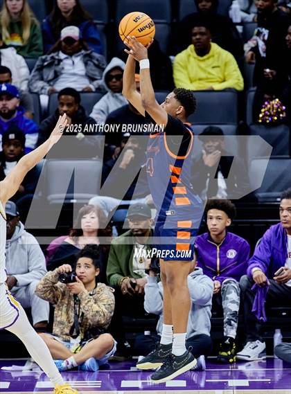 Thumbnail 1 in Roosevelt vs Archbishop Riordan (CIF State Open Div. Final) photogallery.