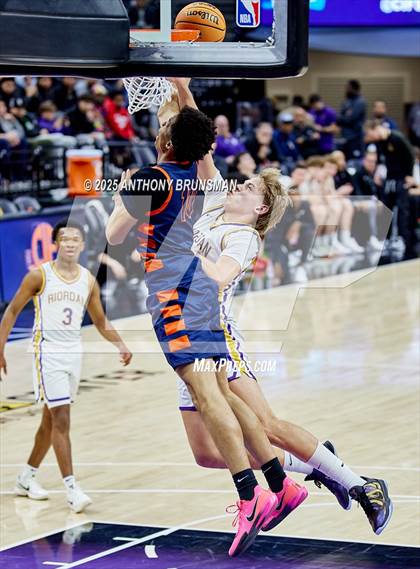 Thumbnail 3 in Roosevelt vs Archbishop Riordan (CIF State Open Div. Final) photogallery.
