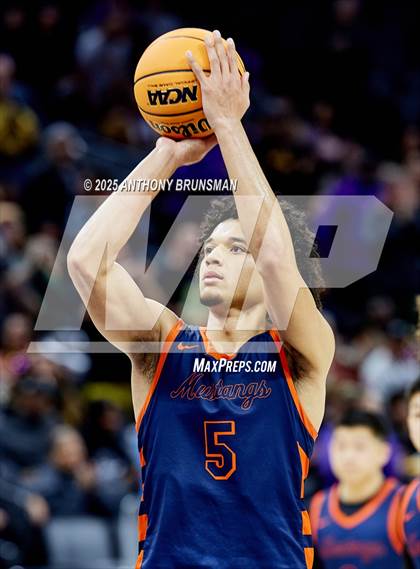 Thumbnail 2 in Roosevelt vs Archbishop Riordan (CIF State Open Div. Final) photogallery.