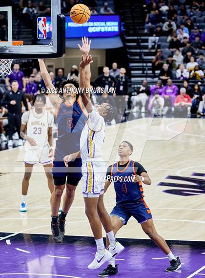 Thumbnail 1 in Roosevelt vs Archbishop Riordan (CIF State Open Div. Final) photogallery.