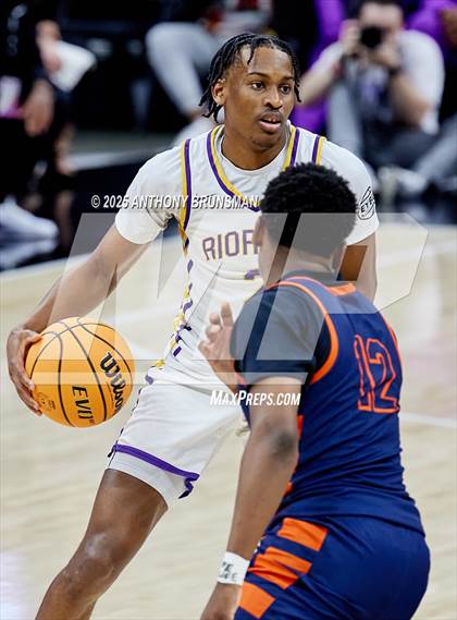 Thumbnail 1 in Roosevelt vs Archbishop Riordan (CIF State Open Div. Final) photogallery.