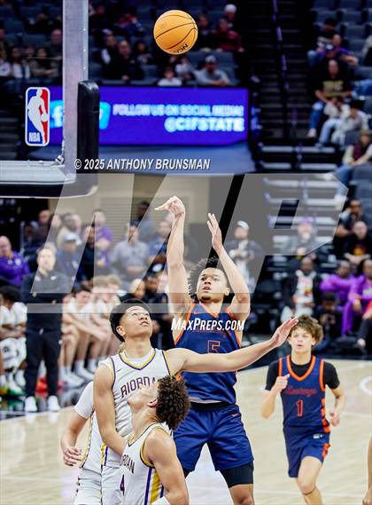 Thumbnail 2 in Roosevelt vs Archbishop Riordan (CIF State Open Div. Final) photogallery.