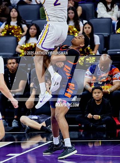 Thumbnail 3 in Roosevelt vs Archbishop Riordan (CIF State Open Div. Final) photogallery.