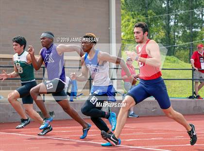 Thumbnail 3 in Bojangles Track and Field Classic (Track Events) photogallery.