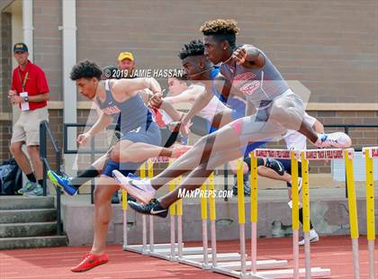 Thumbnail 3 in Bojangles Track and Field Classic (Track Events) photogallery.