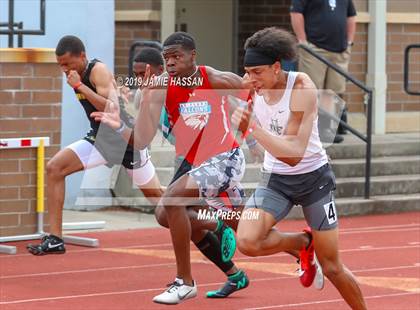 Thumbnail 2 in Bojangles Track and Field Classic (Track Events) photogallery.