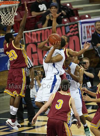 Thumbnail 2 in Ocean View vs. Sacred Heart Cathedral (CIF State D3 Final) photogallery.