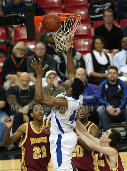 Thumbnail 1 in Ocean View vs. Sacred Heart Cathedral (CIF State D3 Final) photogallery.